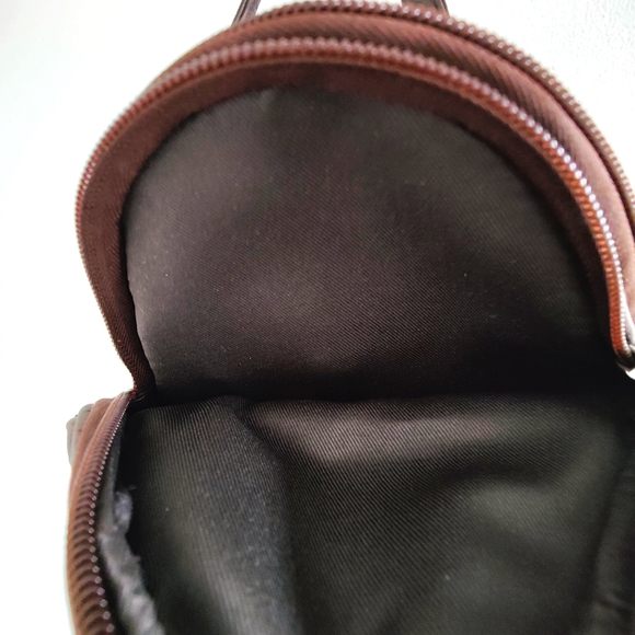 Small purse size brown leather backpack 90s / Y2K - Picture 4 of 8